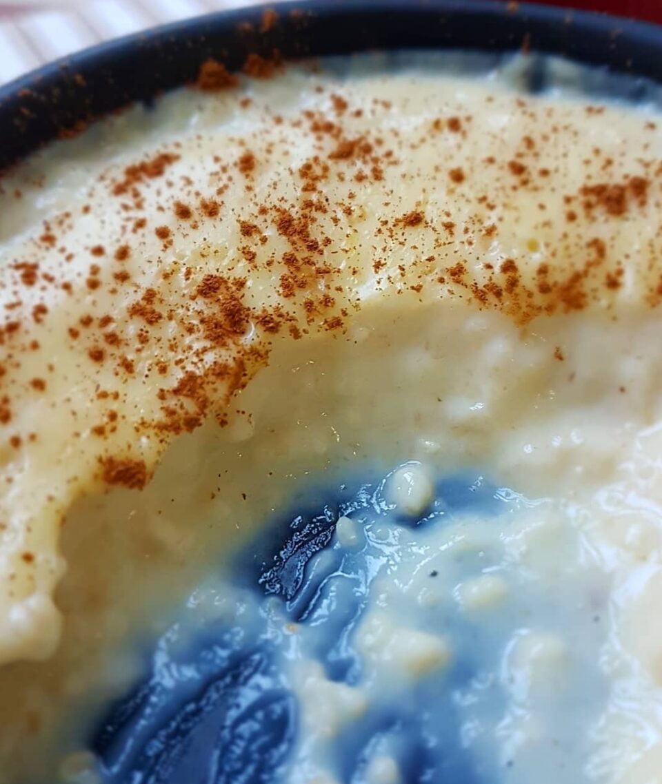 Mingau de aveia: receita saudável para o café da manhã
