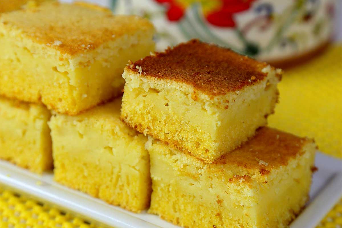 No Liquidificador: Aprenda a Fazer Bolo de Fubá Cremoso Sem Farinha