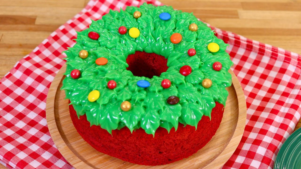 BOLO CASEIRO DE NATAL | BOLO GUIRLANDA NATALINA | BOLO RED VELVET DE NATAL