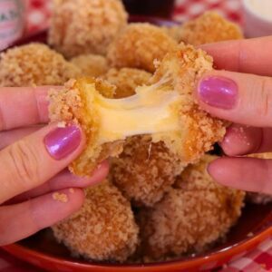 DICAS E SEGREDOS PARA BOLINHA DE QUEIJO NÃO ESTOURAR! | BOLINHA DE QUEIJO FRITA SIMPLES E FÁCIL